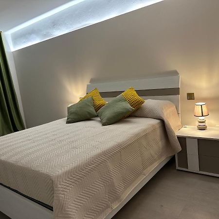 Imbriani 69 Apartment Bari Zewnętrze zdjęcie
