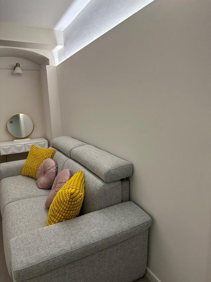 Imbriani 69 Apartment Bari Zewnętrze zdjęcie